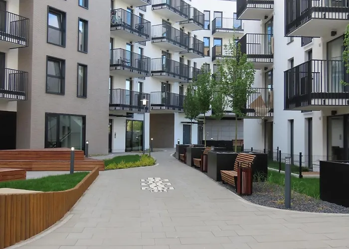 El - Solaris アパート *