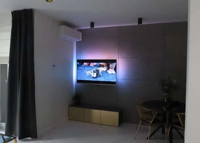 El - Solaris Apartment *